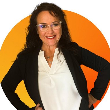 Mindy J. - Freelance Voice Actor