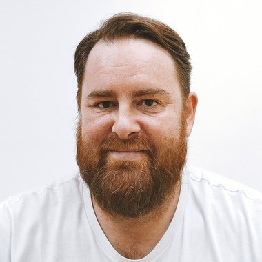 De I. - Freelance Graphic Designer