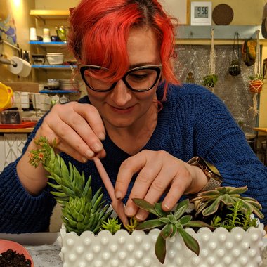 Lauryn Y. - Freelance Artist