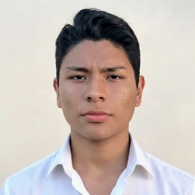 Leonardo A. - Freelance Graphic Designer