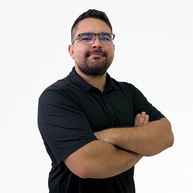 Pablo F. - Freelance Graphic Designer