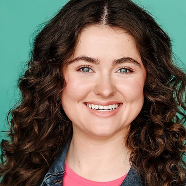 Carlee C. - Freelance Actor