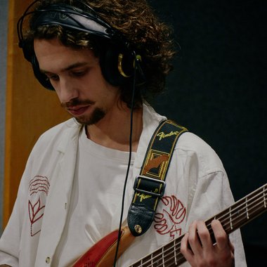 Vitor A. - Freelance Bassist