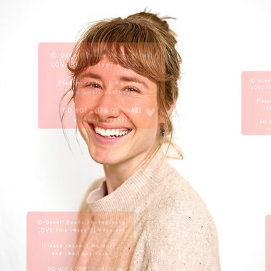 Hannah R. - Freelance Illustrator