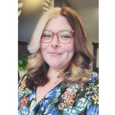 Imogen C. - Freelance Copywriter