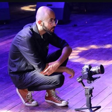 Mario T. - Freelance Videographer