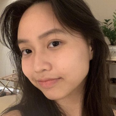 Gally H. - Freelance Graphic Designer