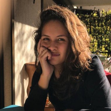 Josefina R. - Freelance Designer