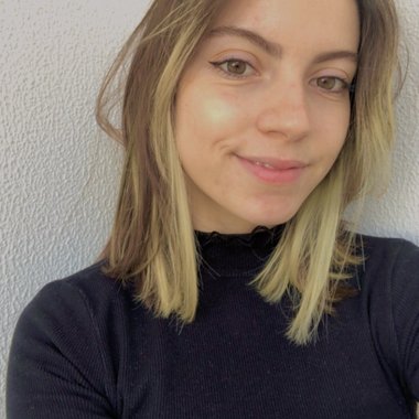 anadomar98 - Freelance Graphic Designer