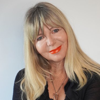 Janey G. - Freelance Presenter