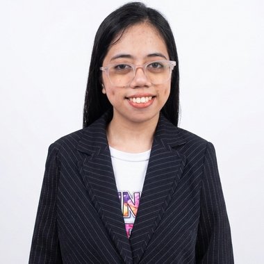 Julie K. - Freelance Video Editor