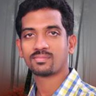 suneer K. - Freelance Graphic Designer