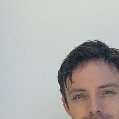 Whitaker R. - Freelance Ai Prompt Engineer