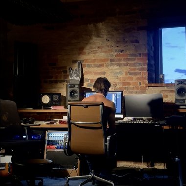 Blake J. - Freelance Music Producer