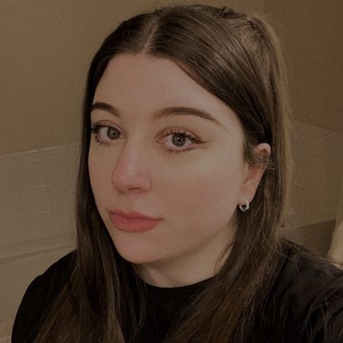 Meghan R. - Freelance Artworker