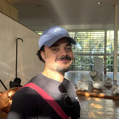 Vinicius P. - Freelance Product Designer