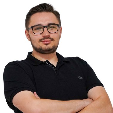 CENGIZ K. - Freelance Community Manager