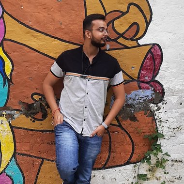 Kumar H. - Freelance Web Designer