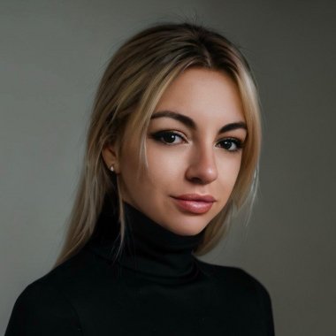 Olja K. - Freelance Voiceover Artist