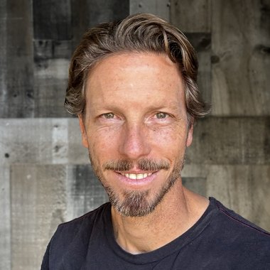 Jesse S. - Freelance Video Editor