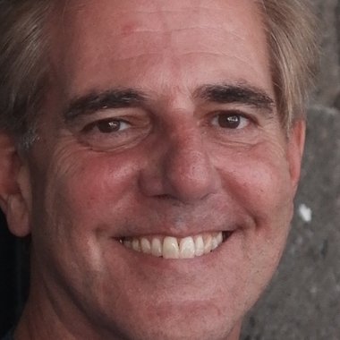 Bennett B. - Freelance Music Producer