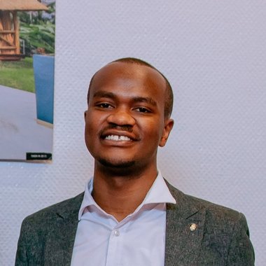 Nishimwe P. - Freelance Web Developer