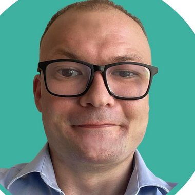 nilsdk - Freelance Graphic Designer