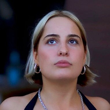 Holly B. - Freelance Content Creator