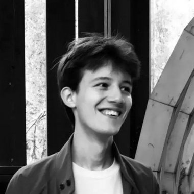 khafff - Freelance Graphic Designer