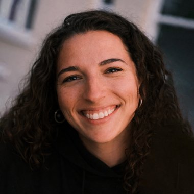 Mackenzie S. - Freelance Ui Designer