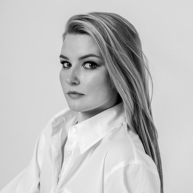 Julia I. - Freelance Photographer