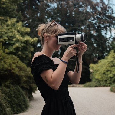 Nora M. - Freelance Photographer