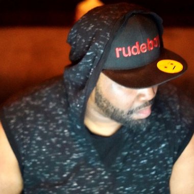Spasciz - Freelance Music Producer