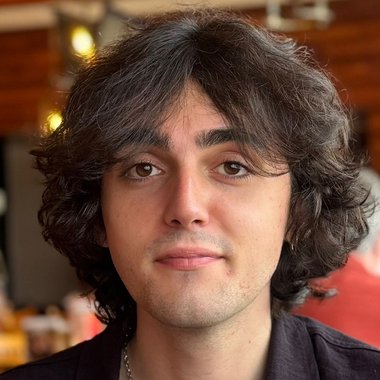 Frederico T. - Freelance Banner Ad Designer