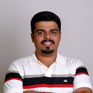 Vikramatic D. - Freelance Graphic Designer