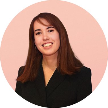 Eva M. - Freelance Digital Marketer