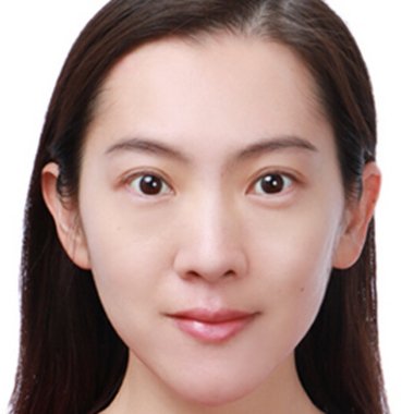 Wei W. - Freelance Graphic Designer