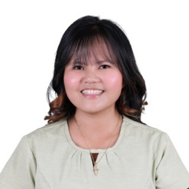 Maria F. - Freelance Brand Designer