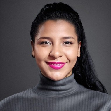 Carylis P. - Freelance Social Media Freelancer