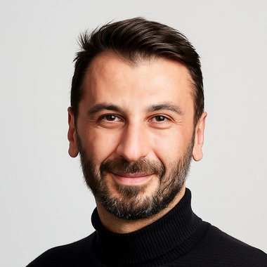 Stefan P. - Freelance Media Coordinator