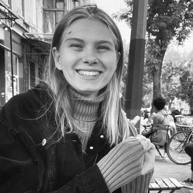 Alina H. - Freelance Illustrator