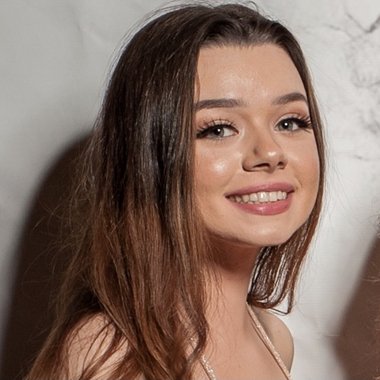 adguarino - Freelance Graphic Designer