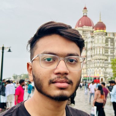 Arya B. - Freelance Ai Prompt Engineer