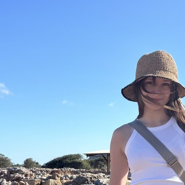 Daria F. - Freelance Illustrator