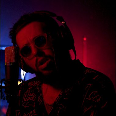 Armen - Freelance Vocalist