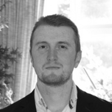 mulliott - Freelance Artworker