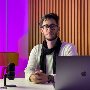 Houssem B. - Freelance Brand Designer