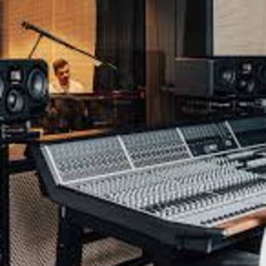 iRish �. - Freelance Mixing Engineer