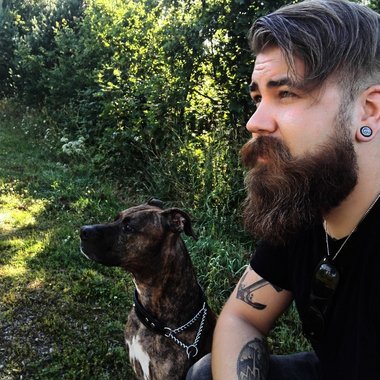 Tim H. - Freelance Brand Designer