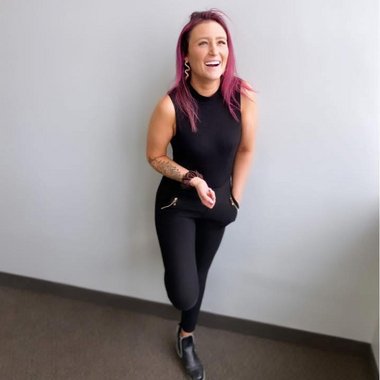 Jesi K. - Freelance Graphic Designer